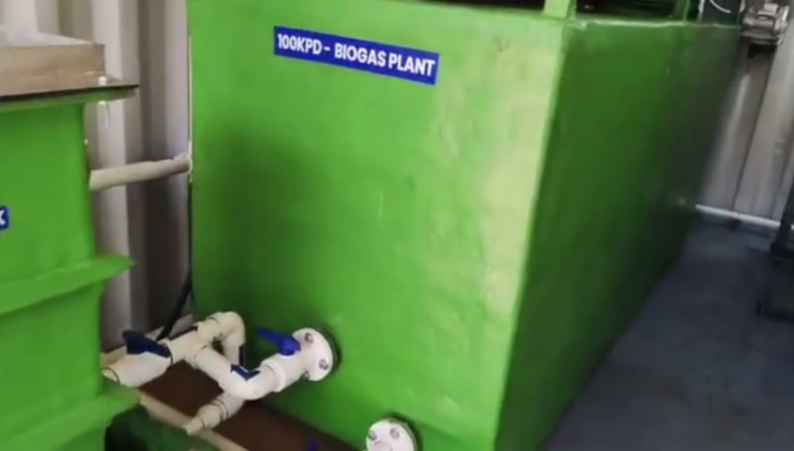 Green 100 KPD biogas plant digester tank